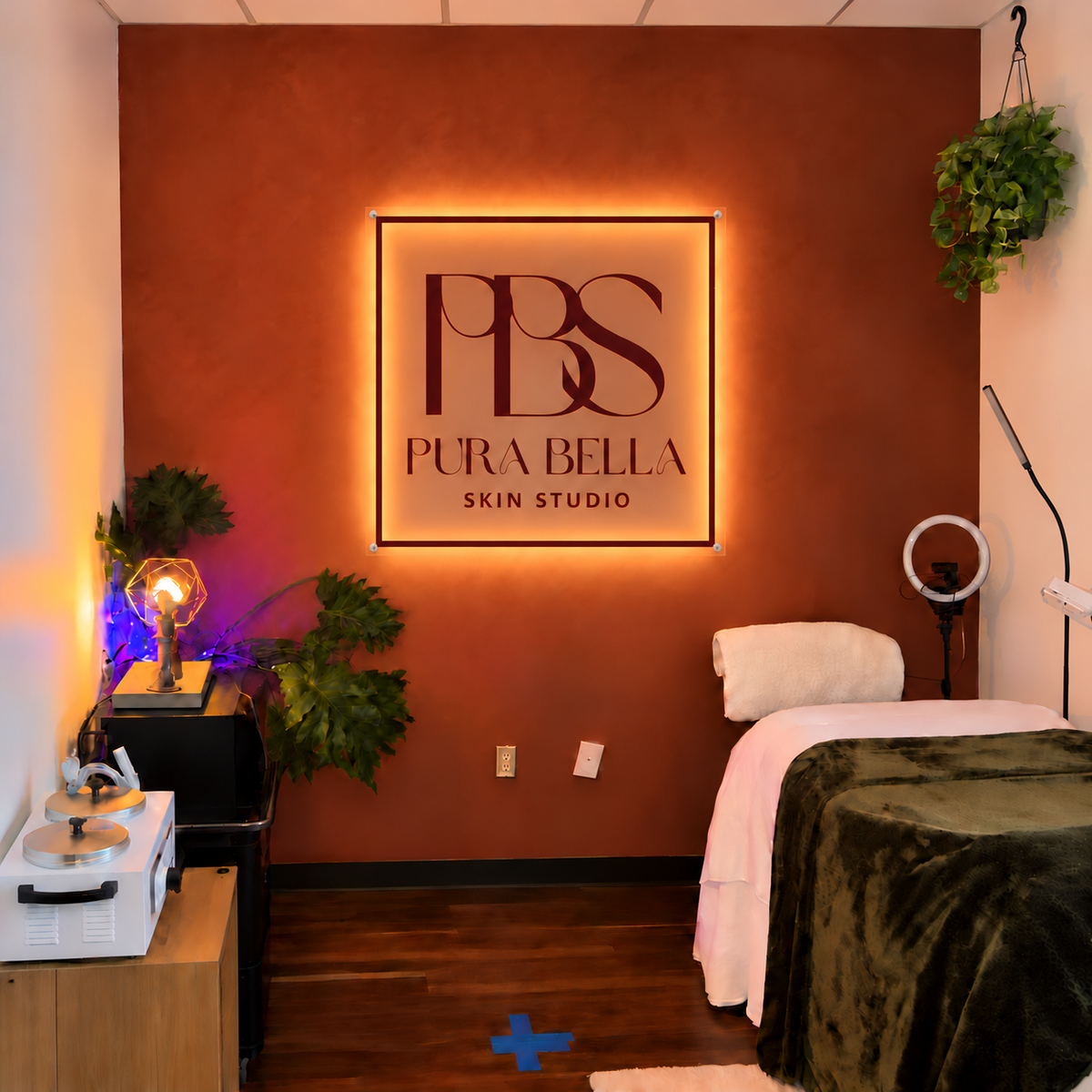 Custom UV Printed Acrylic Plate With Backlit (LED at the back of square outline) Sign For Mariah Shepit