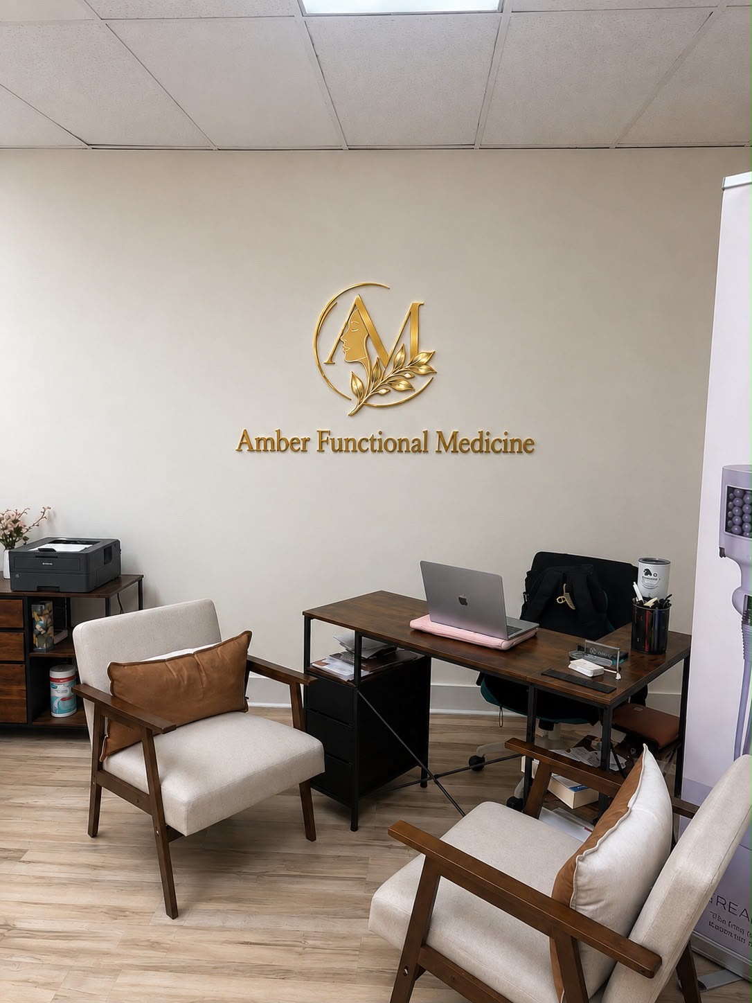 Custom 3D Gold Metal Without Backlit Sign For Amber Manche